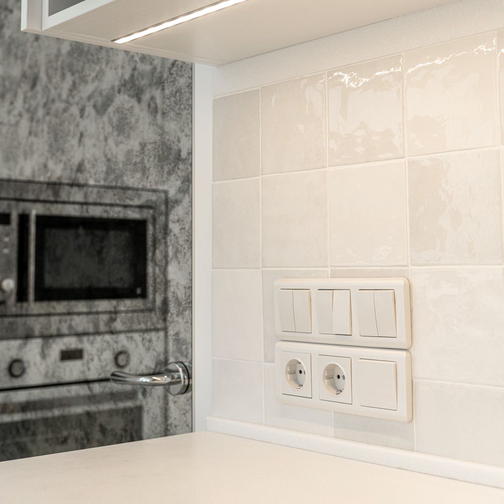 Выключатель двухклавишный проходной (перламутровый рифленый) Werkel