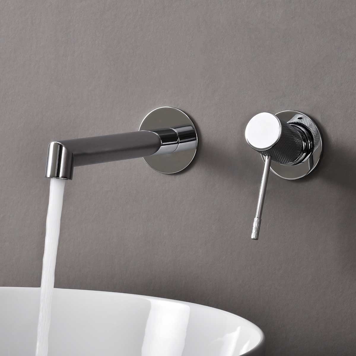 Смеситель Vincea Desire VBFW-1D1CH настенный хром