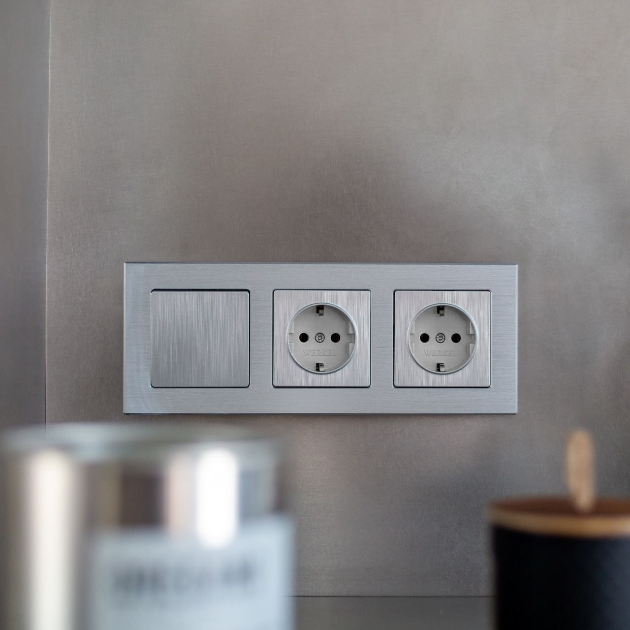 Рамка на 3 поста (алюминий) Werkel