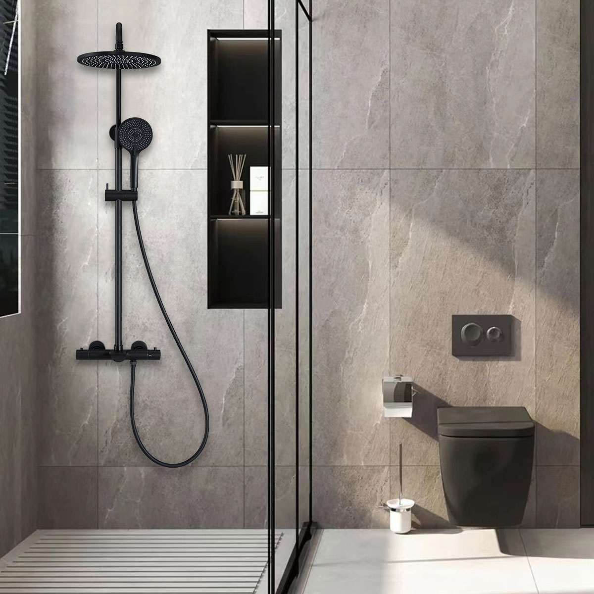 Душевая стойка Vincea Esse VSFS-1E1TMB настенная цвет черный