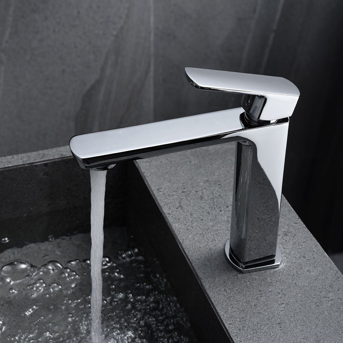 Смеситель Vincea Next VBF-1N1CH на раковину хром