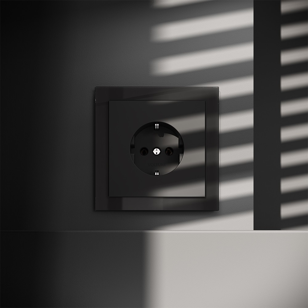 Розетка встраиваемая VOLTUM S70 с заземлением 16А, (черный матовый)