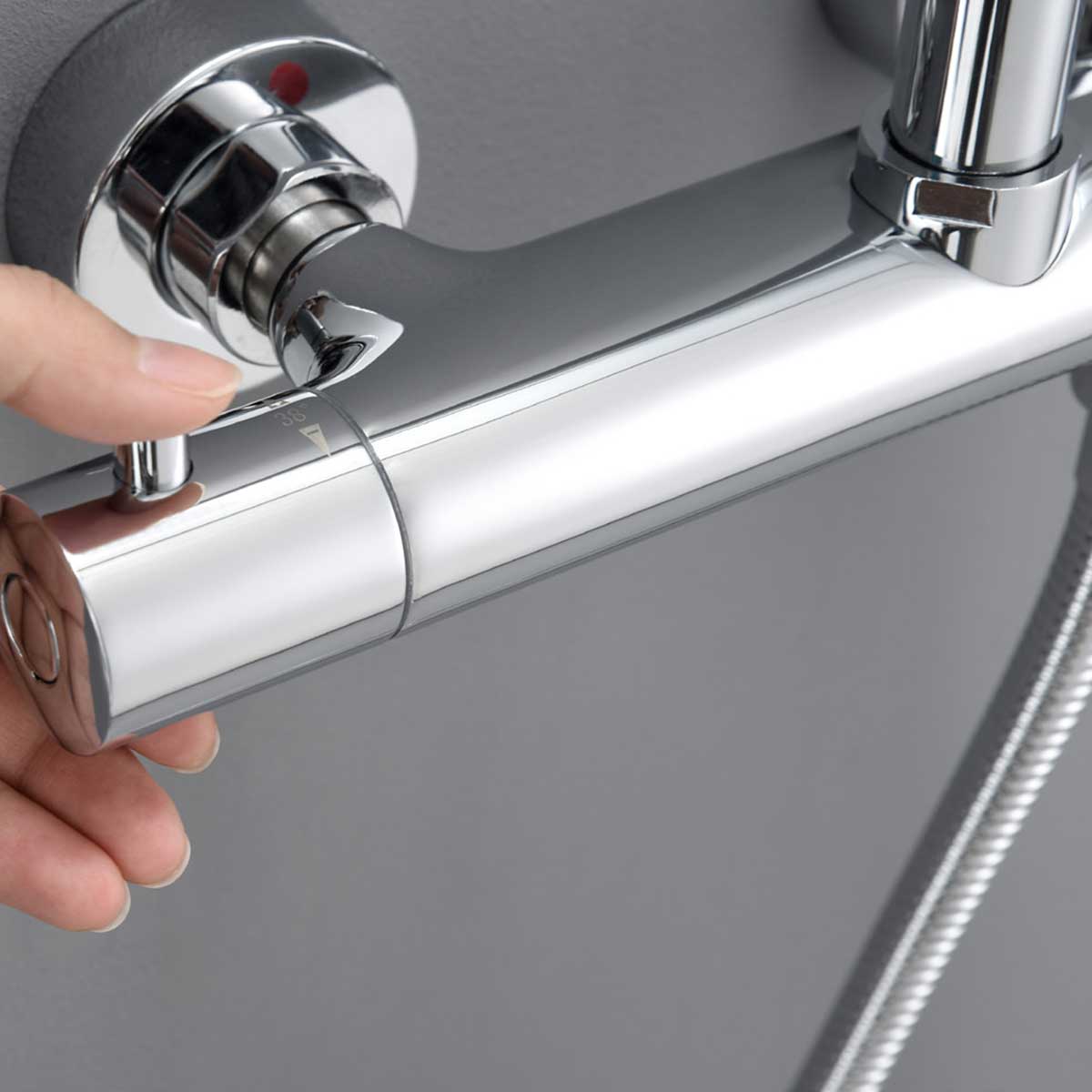 Душевая стойка Vincea Esse VSFS-1E0TCH настенная цвет хром