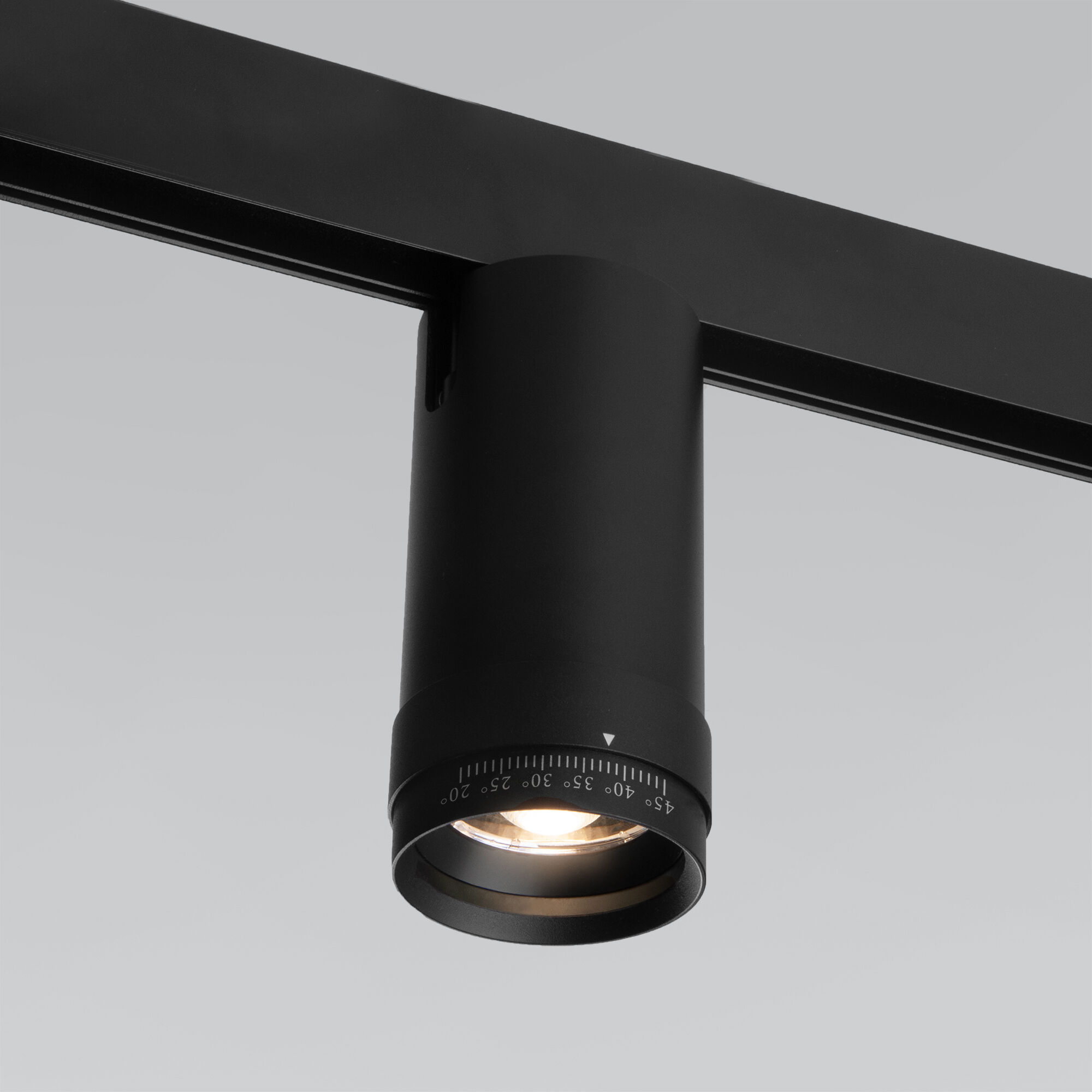Slim Magnetic Трековый поворотный светильник 25W 4200K Modify черный