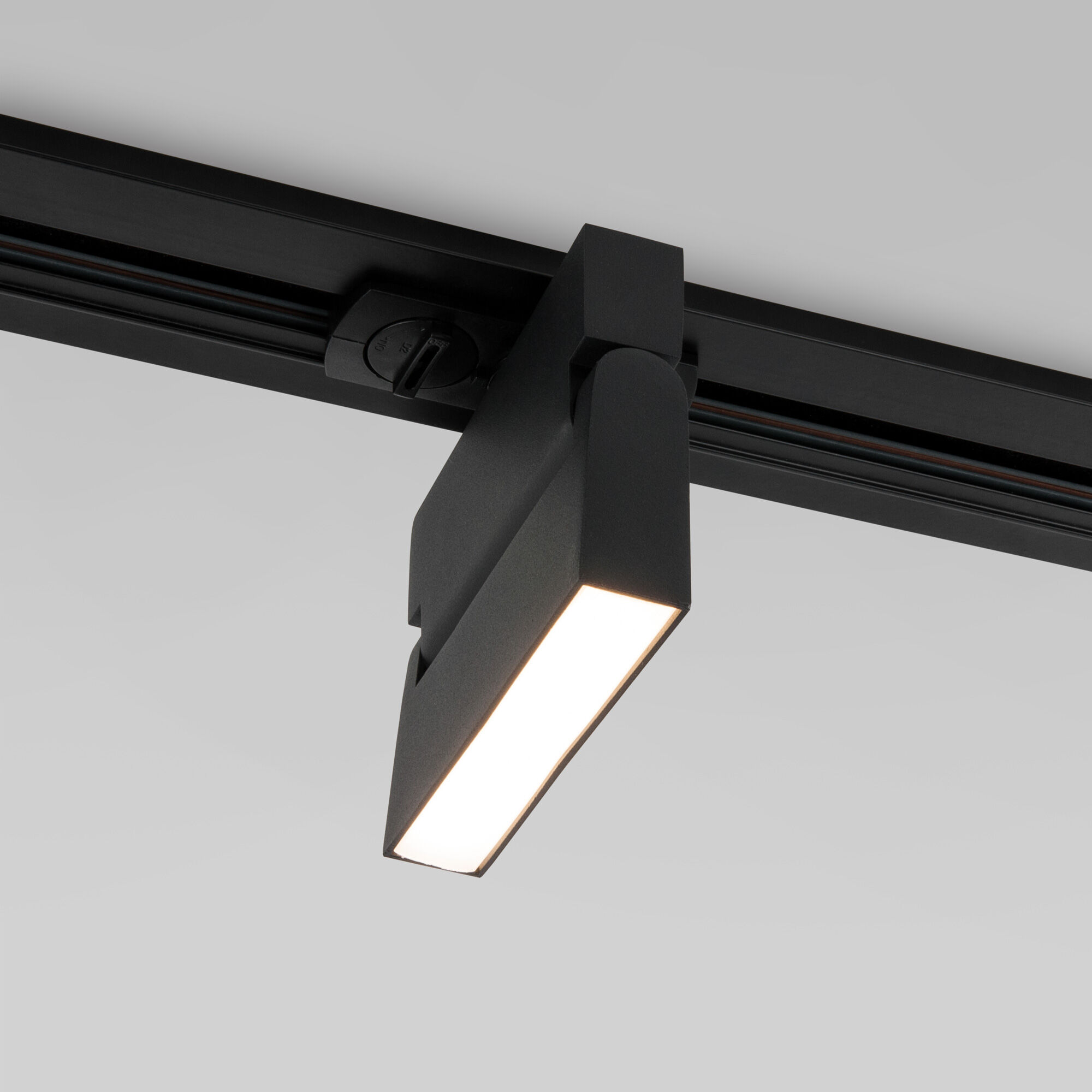 Basic System Трековый поворотный светильник 10W 4200 K Arda черный