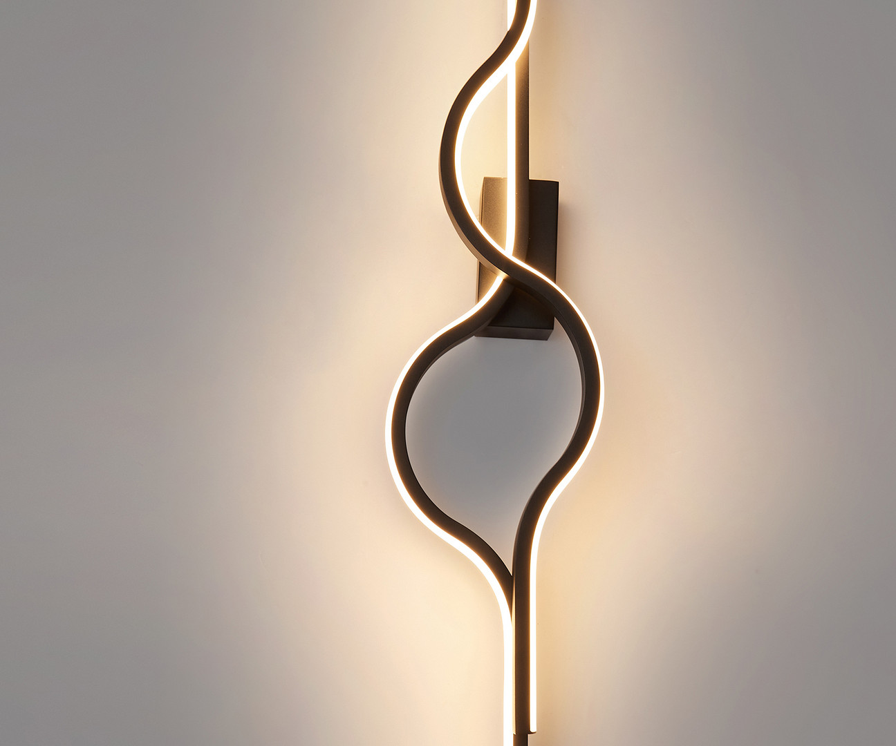 08418C-80R,19 (3000K) Бра Велле черный Led 28W