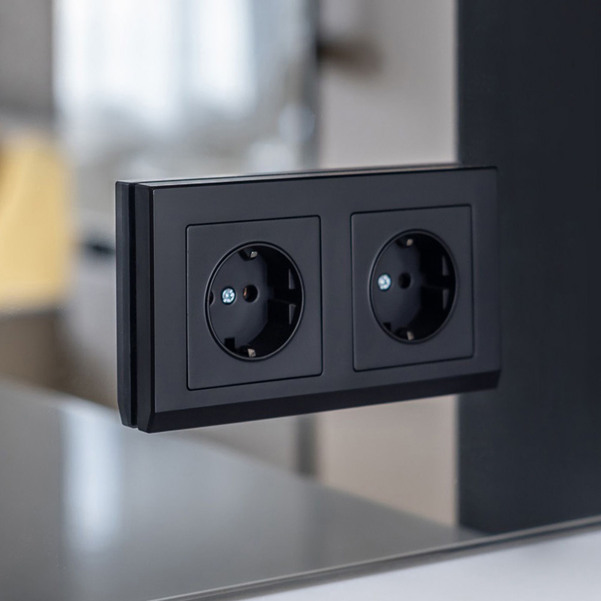 Рамка на 2 поста Stark (черный) Werkel