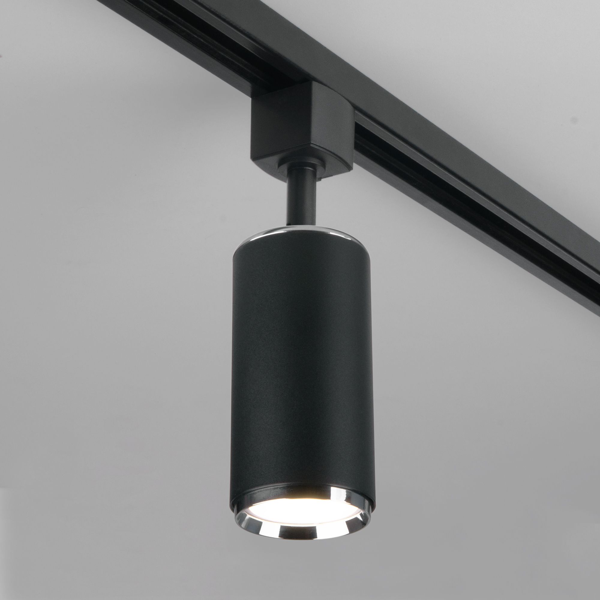 Basic System Трековый поворотный светильник GU10 Svit черный/хром