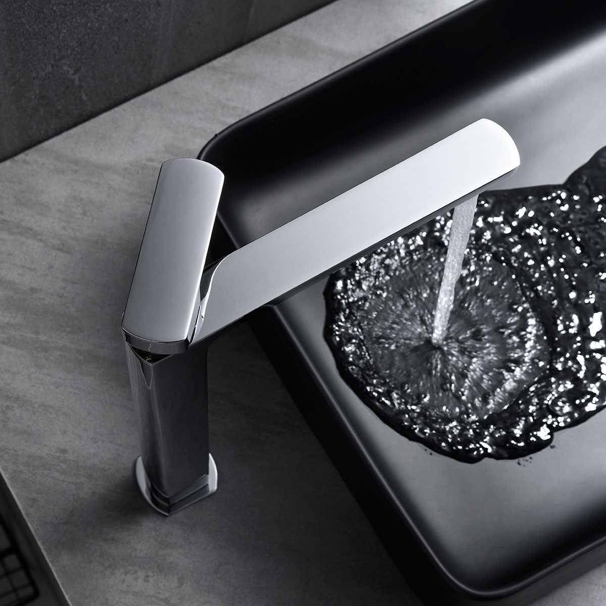 Смеситель Vincea Next VBF-1N2CH на столешницу хром