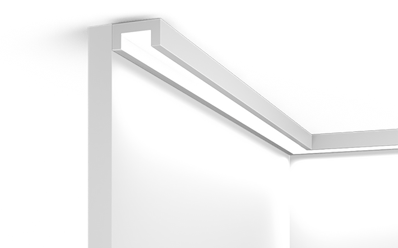 Молдинг LB40 HIWOOD