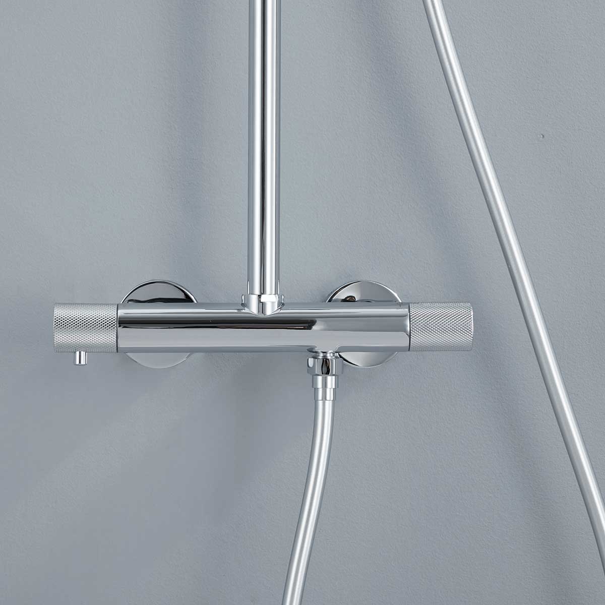 Душевая стойка Vincea Desire VSFS-1D0TCH настенная цвет хром