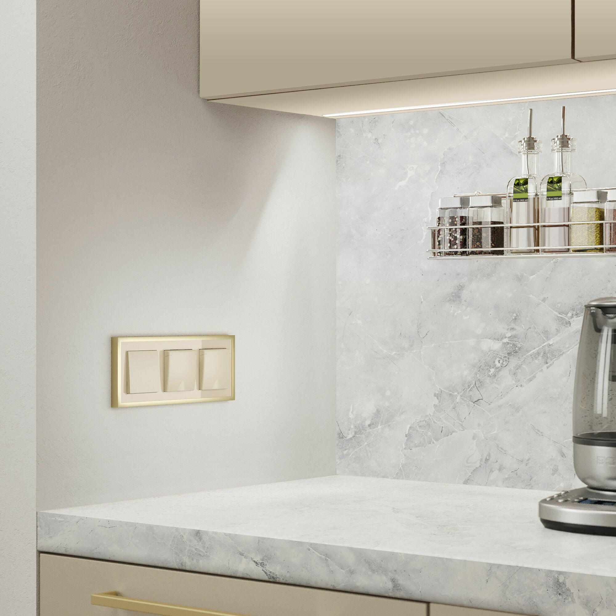 Рамка на 3 поста Baguette (айвори/латунь) Werkel