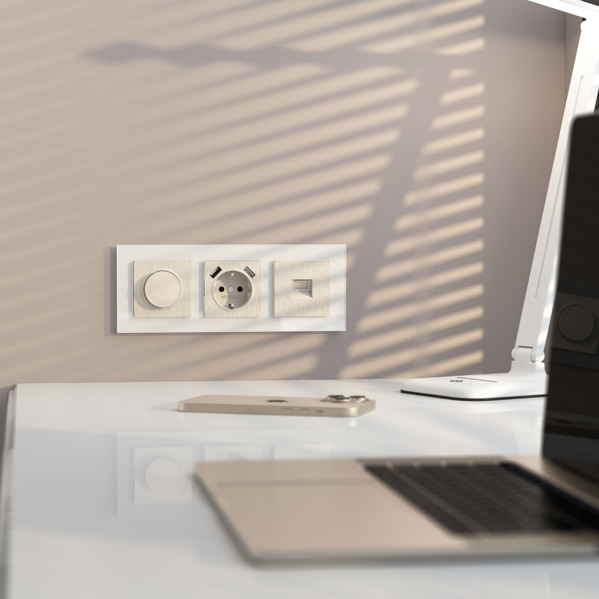 Диммер (перламутровый рифленый) Werkel