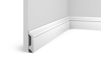 Напольный плинтус B78 HIWOOD