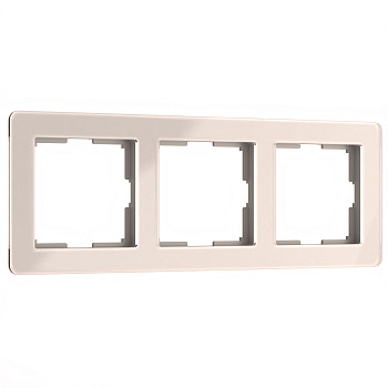 Рамка на 3 поста Acrylic айвори Werkel