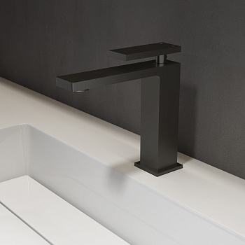 Смеситель Vincea Rim VBF-2DS1MB на раковину черный