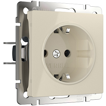 Розетка с заземлением и шторками (слоновая кость) Werkel