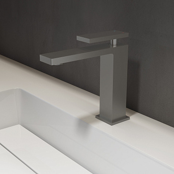 Смеситель Vincea Rim VBF-2DS1GM на раковину вороненая сталь