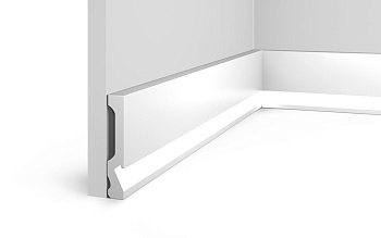 Напольный плинтус LB99 HIWOOD