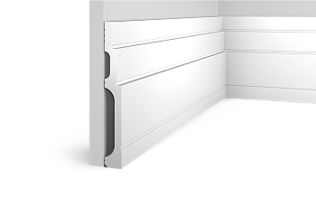 Напольный плинтус B180V2 HIWOOD